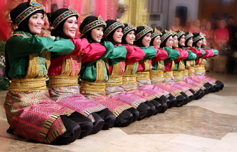 Nama Tarian  Tradisional  Daerah Indonesia  Beserta Gambar  dan Asalnya