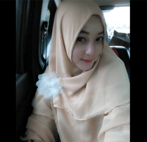 elsa-safira-beauty-rossa-kediri-hijabers