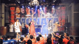 elsa-safira-bersama panggung-om-monata