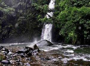 Objek Wisata Palembang Air Terjun Lematang Indahi