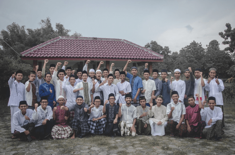 Foto Orang Ganteng Sintesa